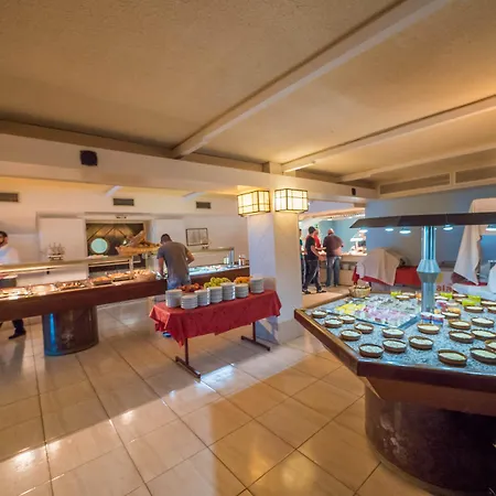 Otel Golden 3*