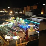 Golden فندق 3*