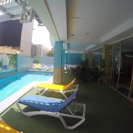 Golden リョレート・デ・マル